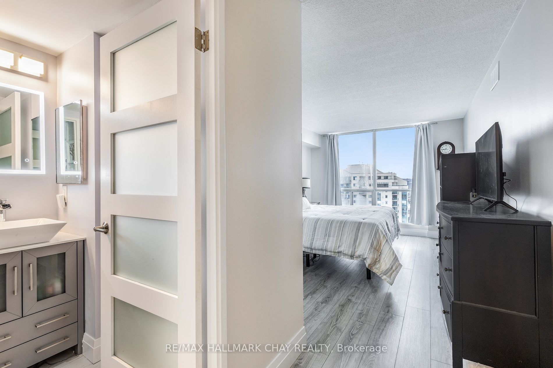 65 Ellen Street, #1208