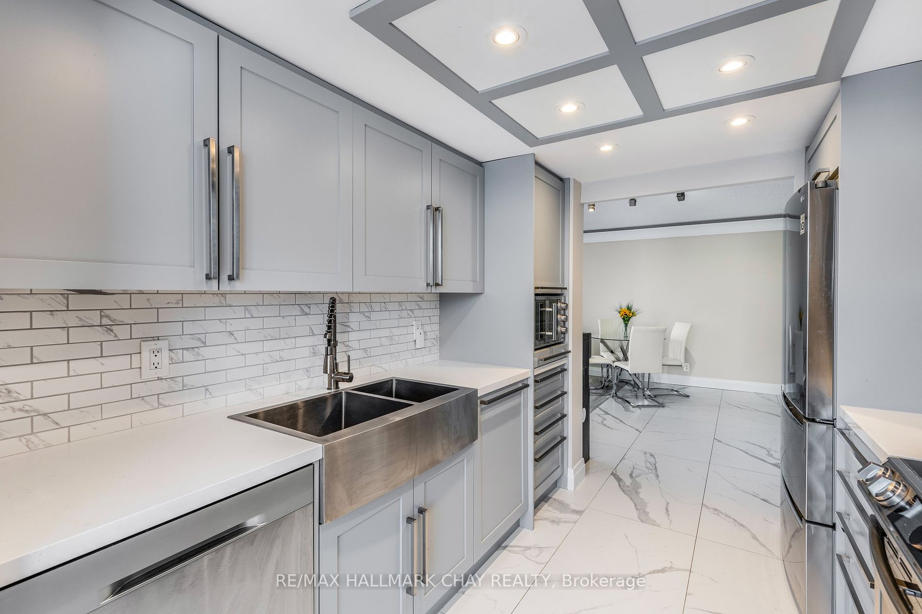 65 Ellen Street, #1208