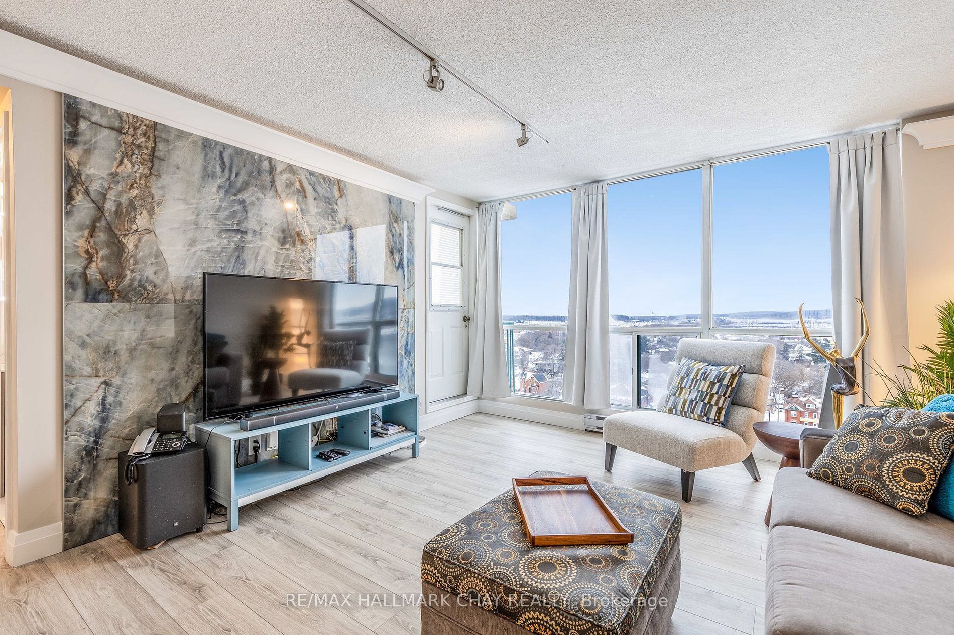 65 Ellen Street, #1208