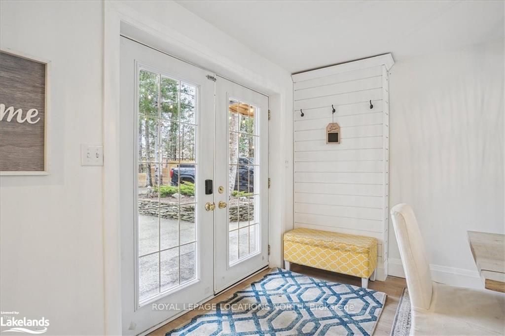 64 48th Street N