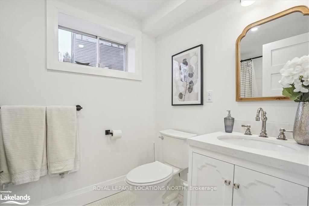 64 48th Street N