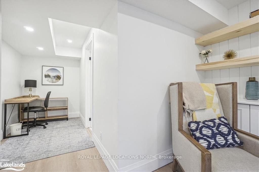 64 48th Street N