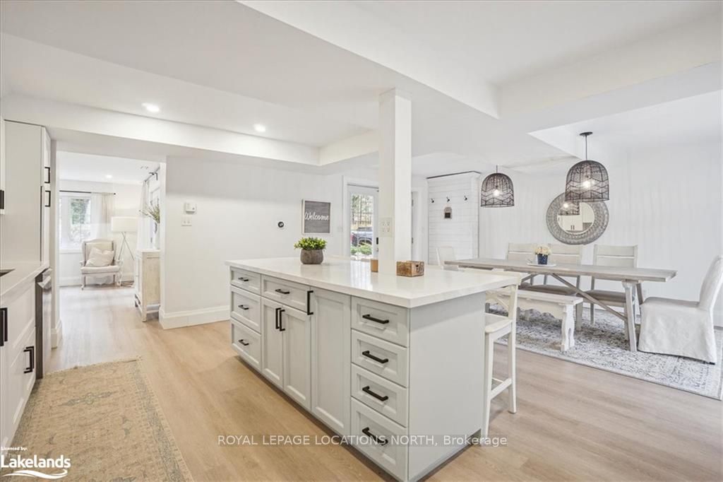 64 48th Street N