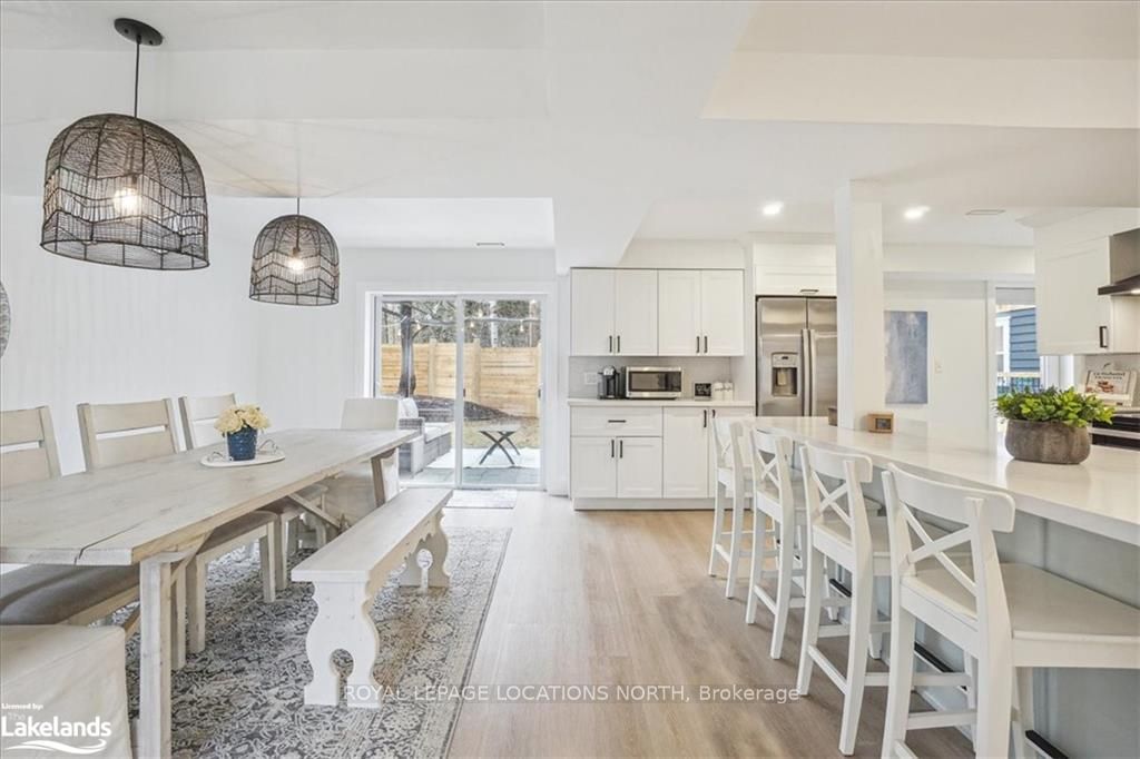 64 48th Street N