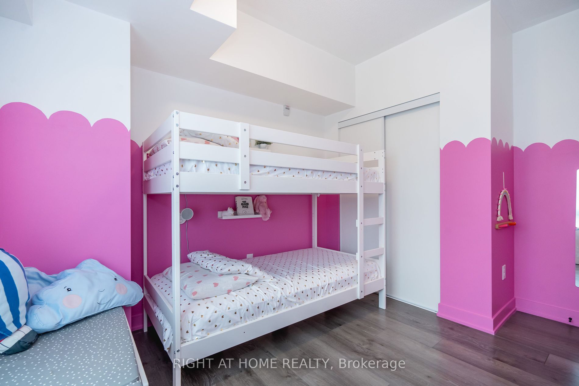 10 Culinary Lane, #212