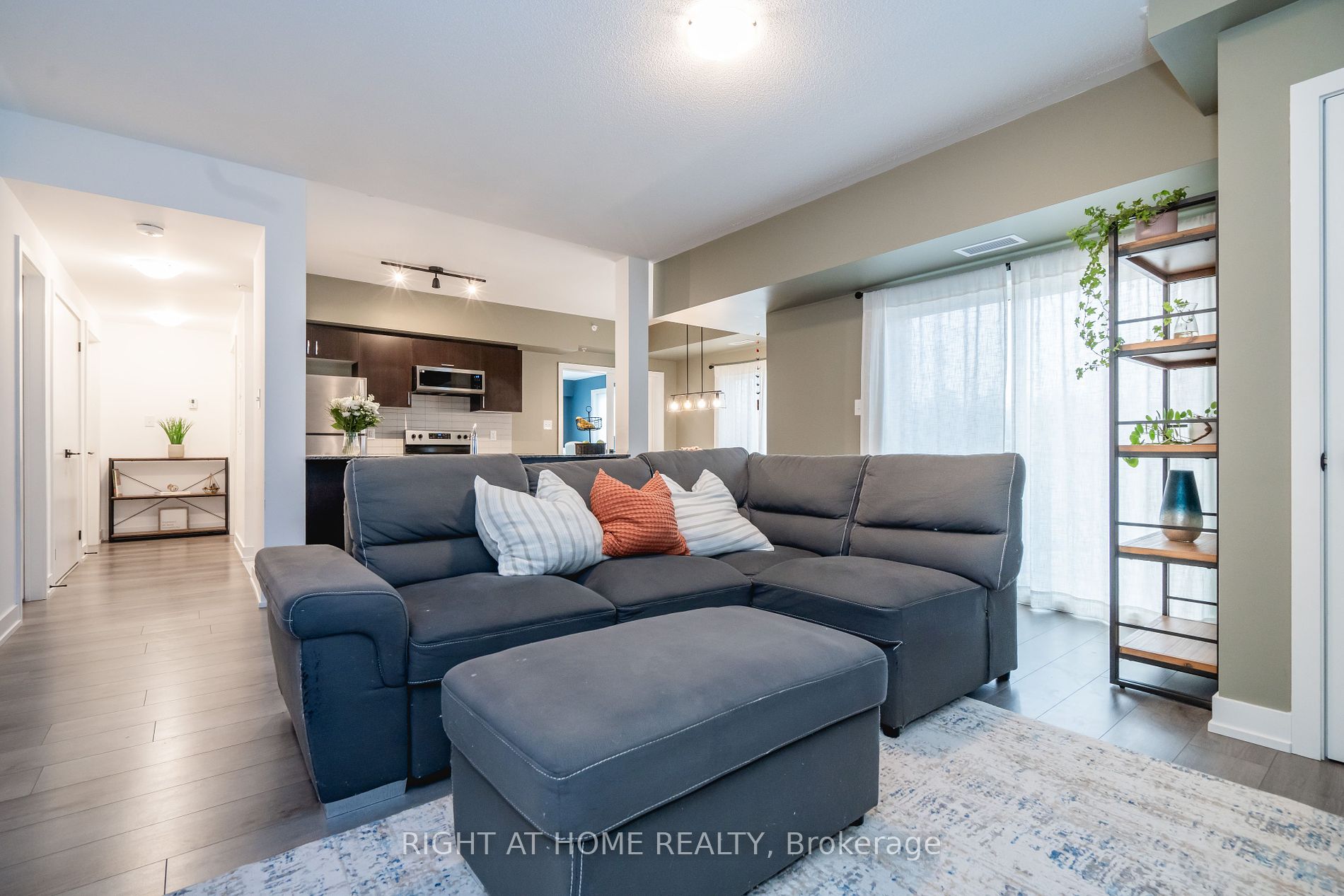 10 Culinary Lane, #212