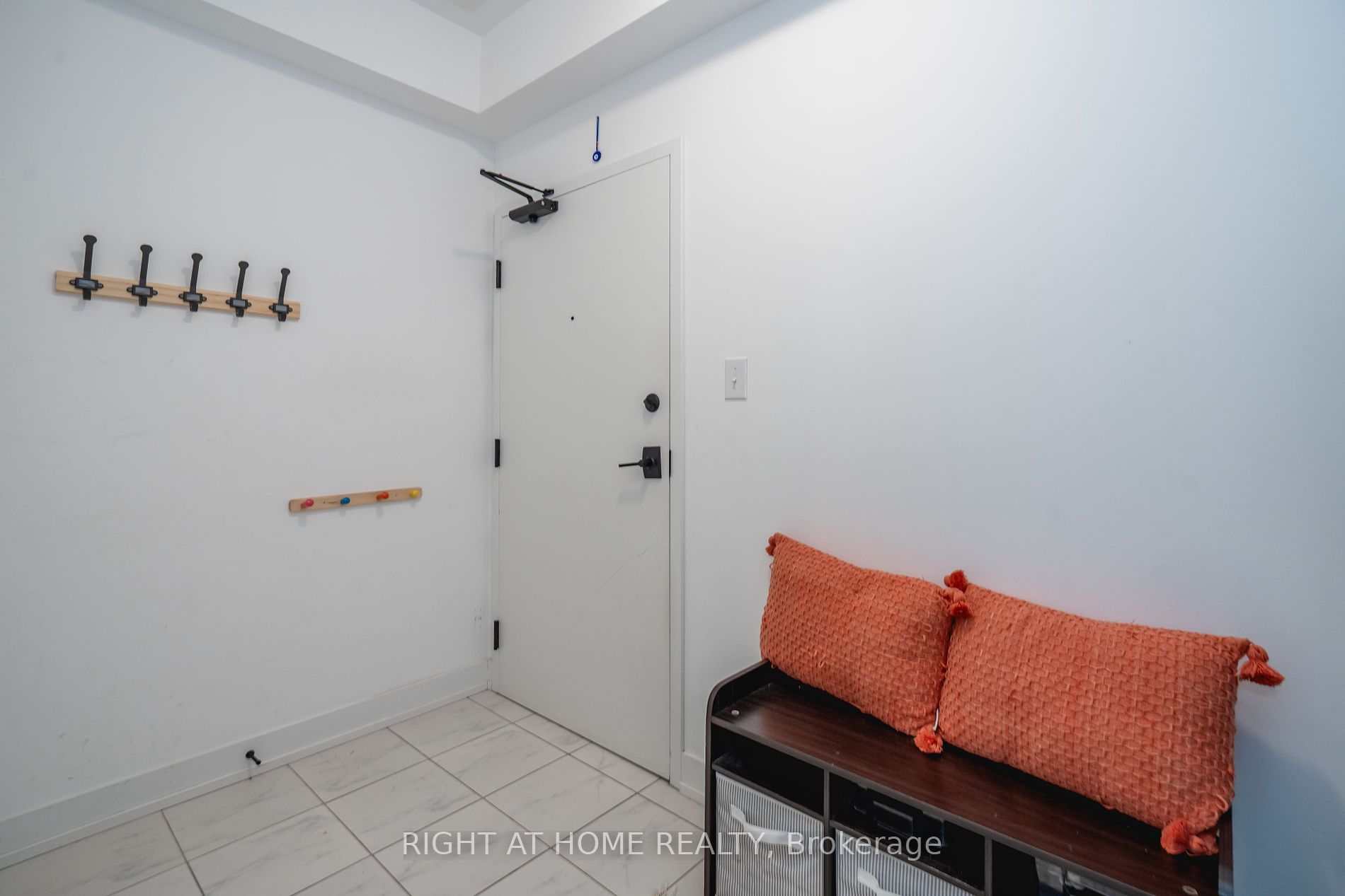 10 Culinary Lane, #212