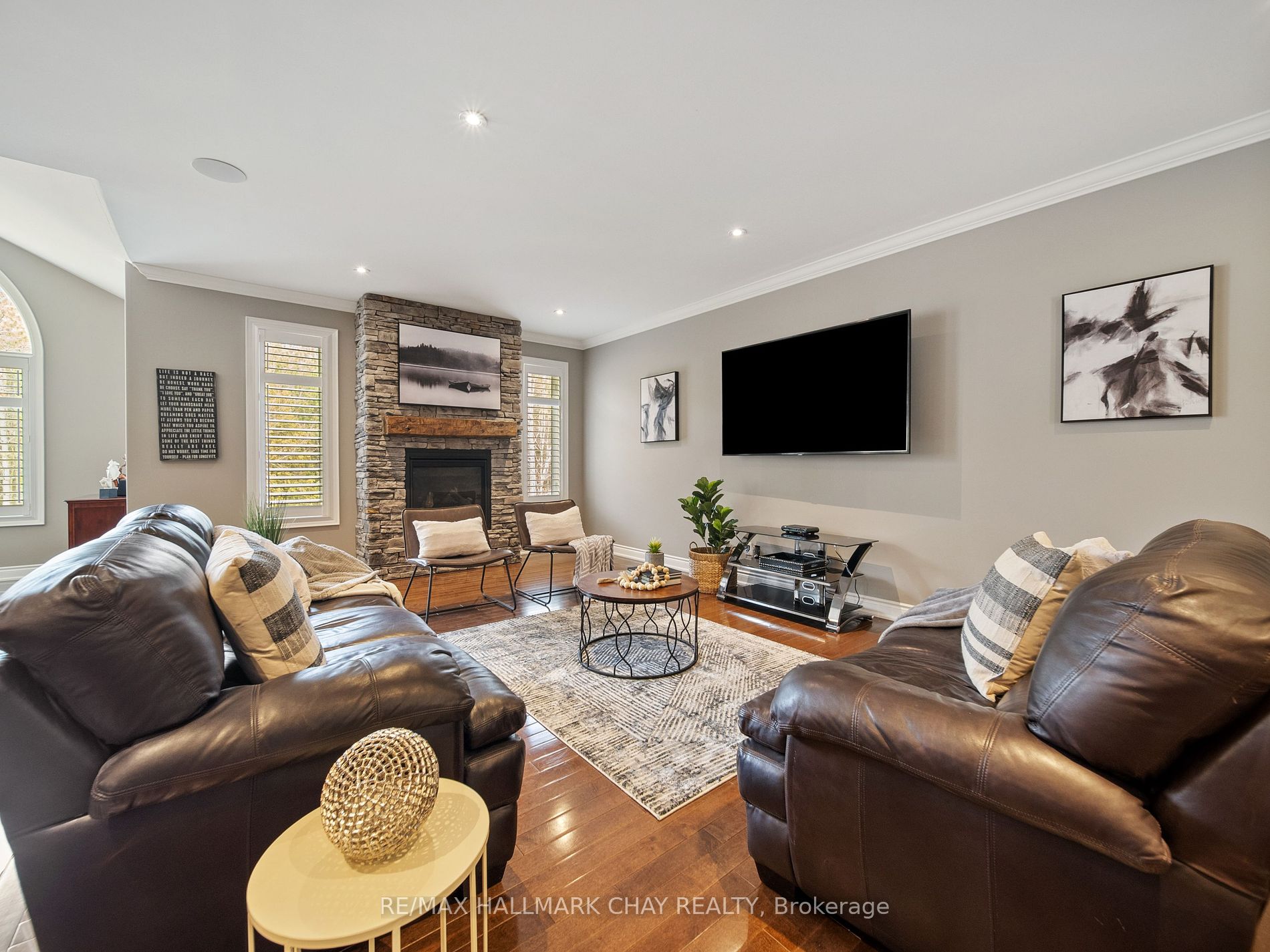 121 Mennill Drive