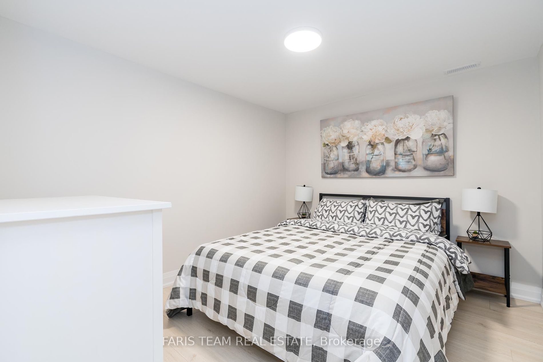 28 Timcourt Drive
