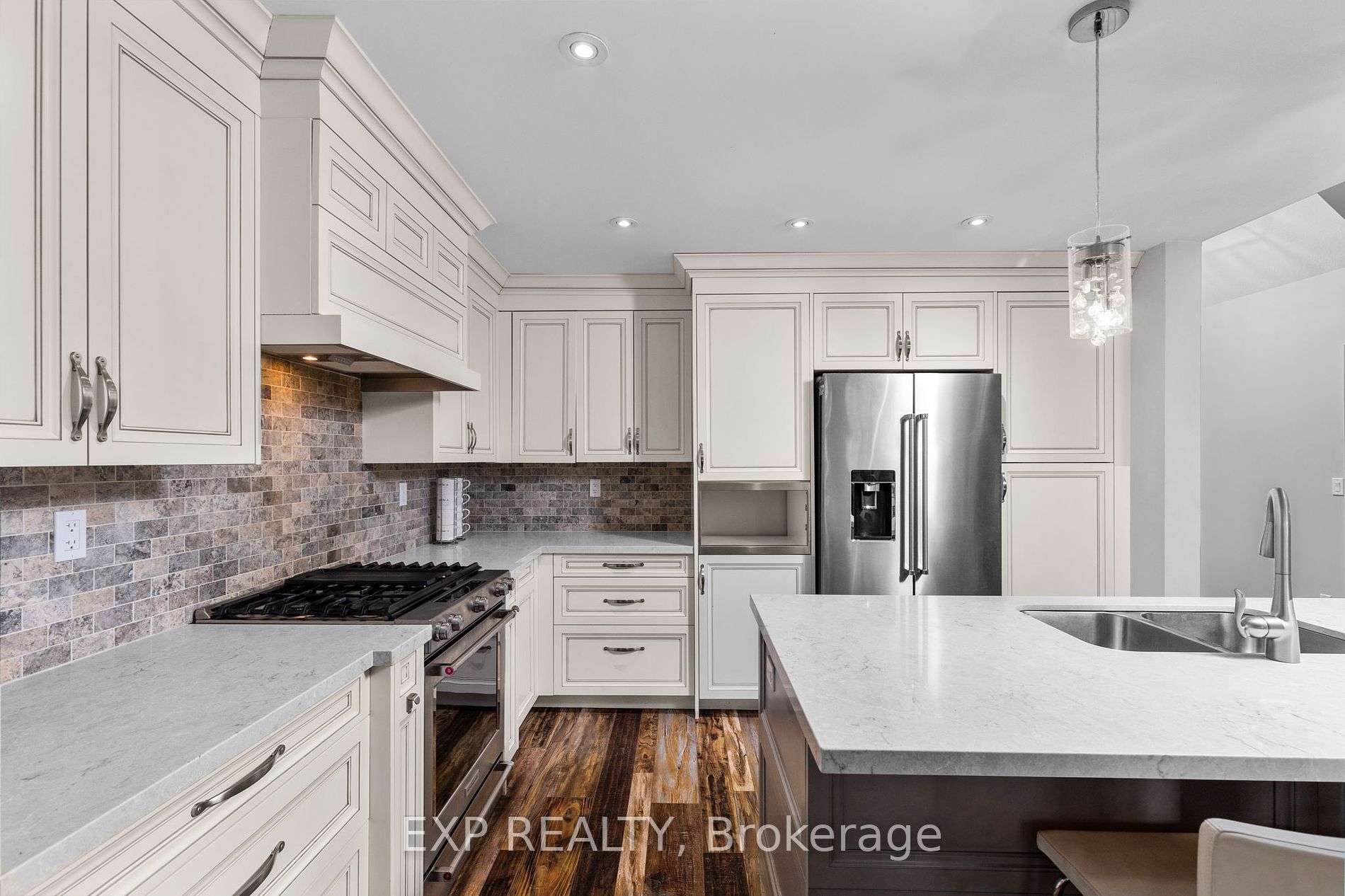 14 Carpenter St