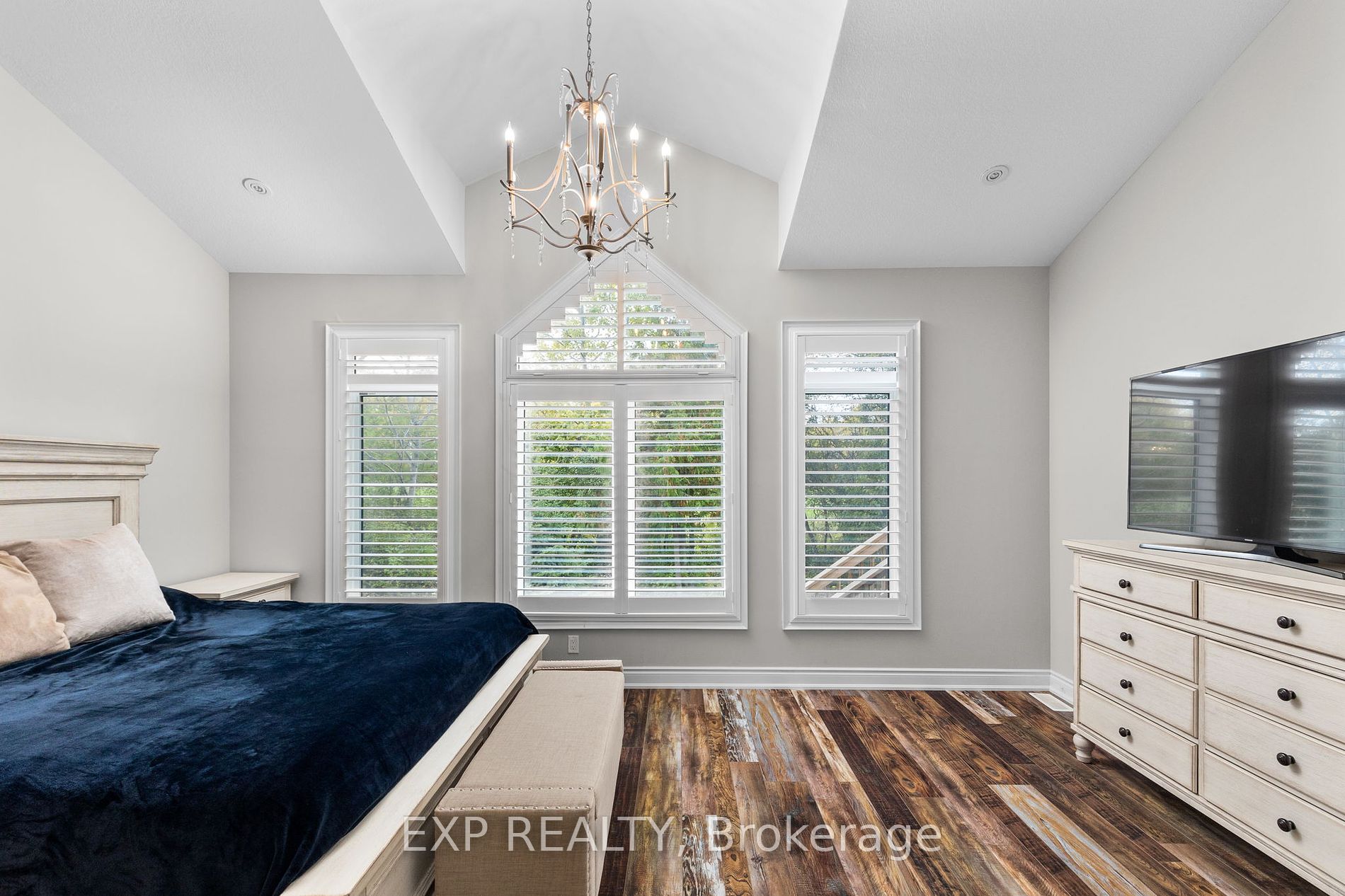 14 Carpenter St