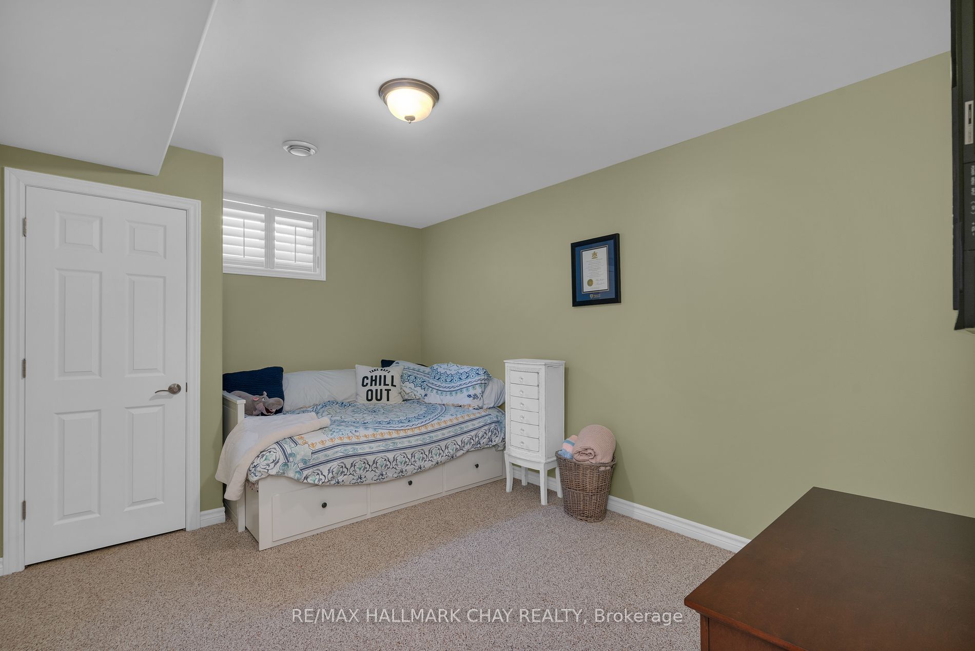 2 Campbell Crt