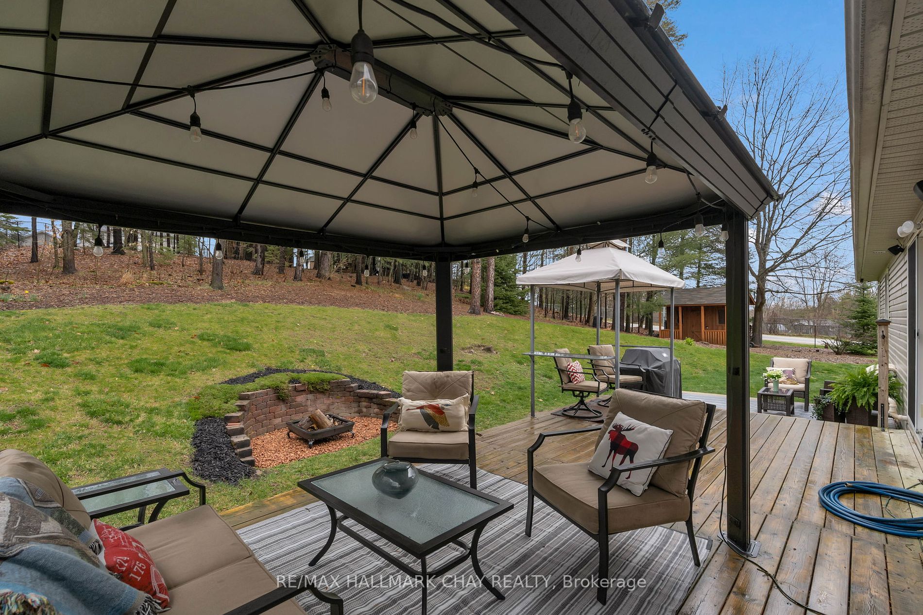 2 Campbell Crt
