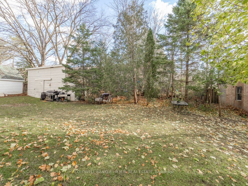 19 South St S