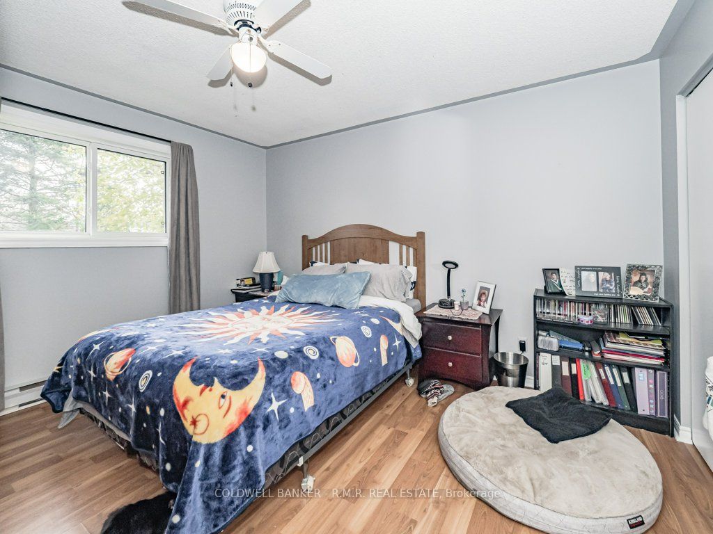 19 South St S