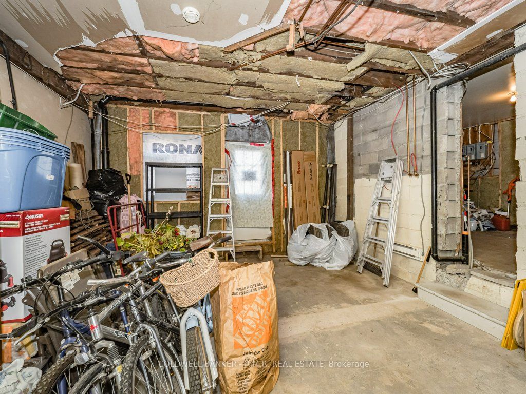 19 South St S