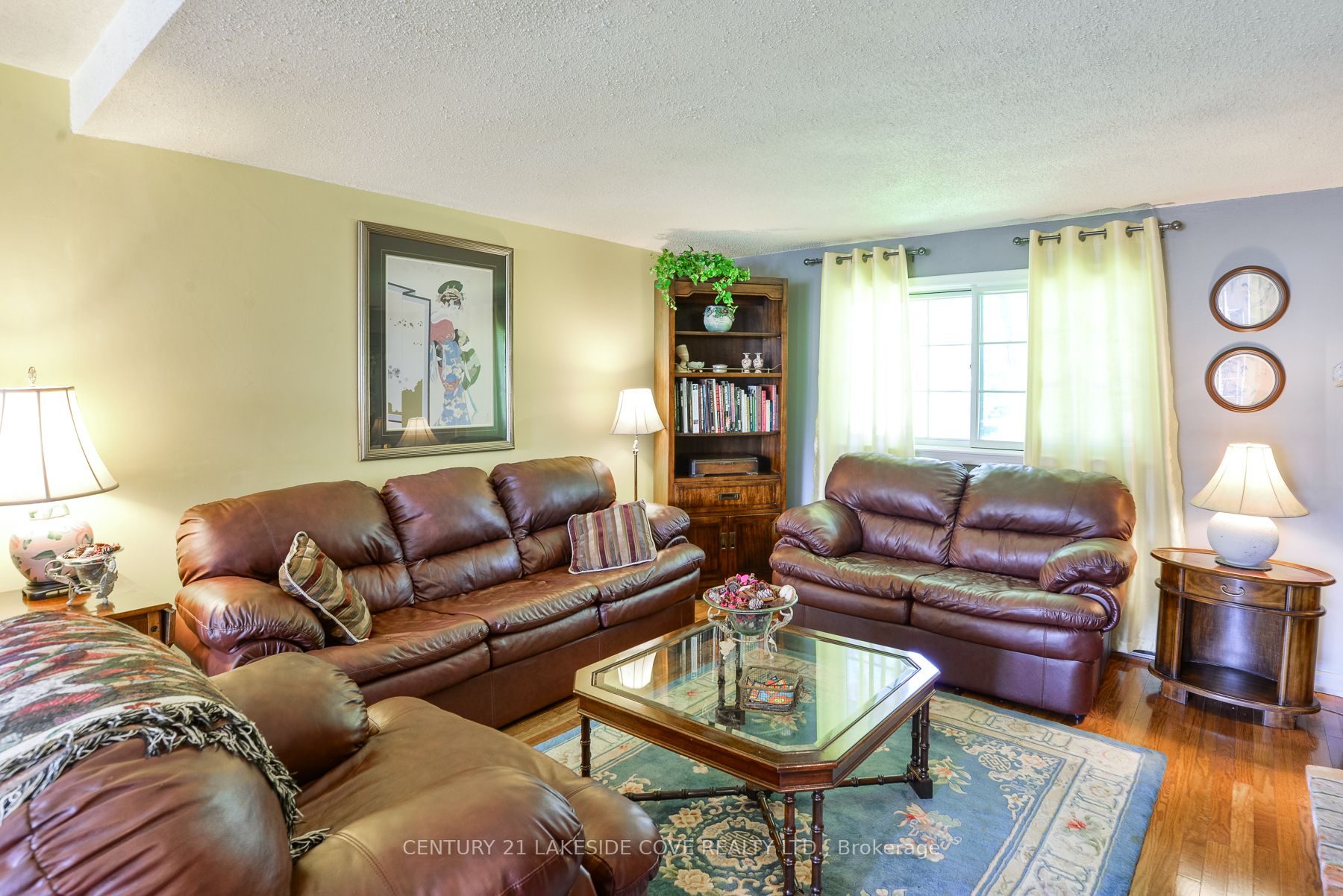 16 Old Indian Trail W