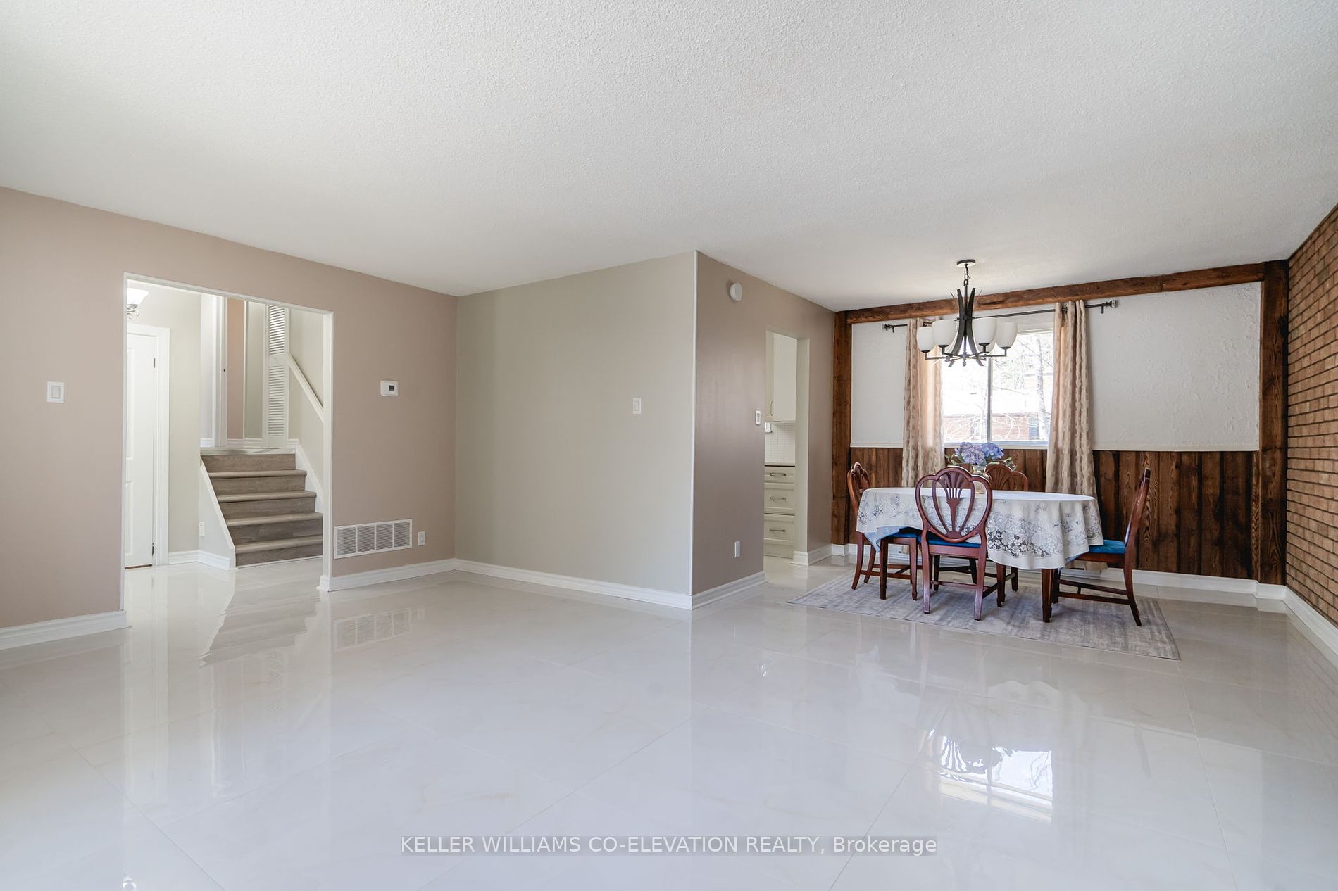 97 Forest Circle