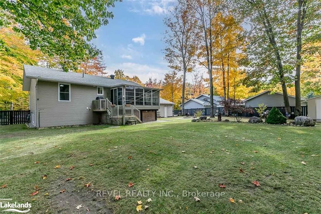 676 Concession 15 Road W