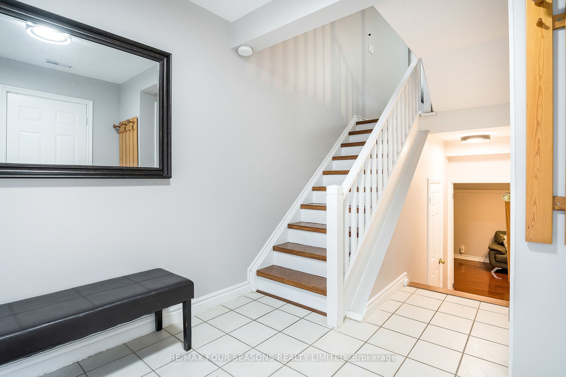 25 Starboard Road #25