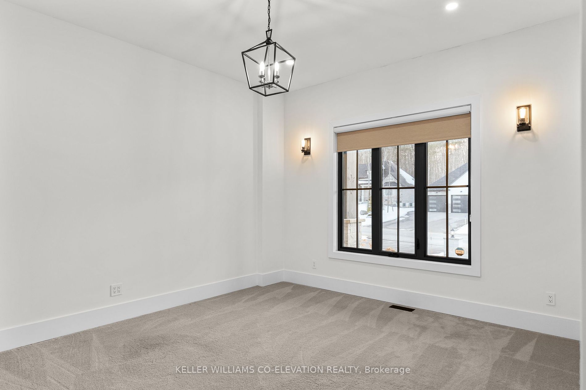 19 Byers St