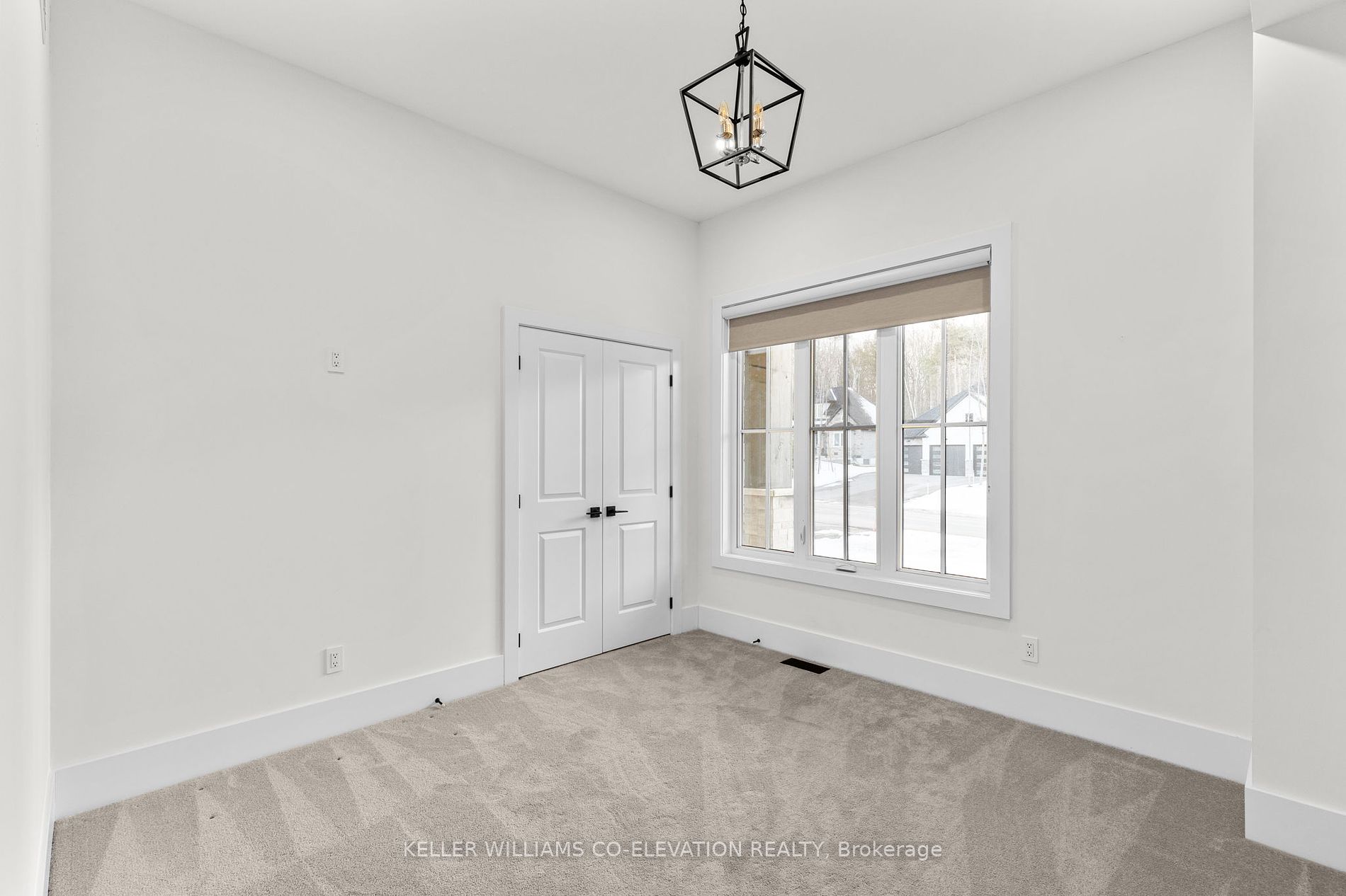 19 Byers St