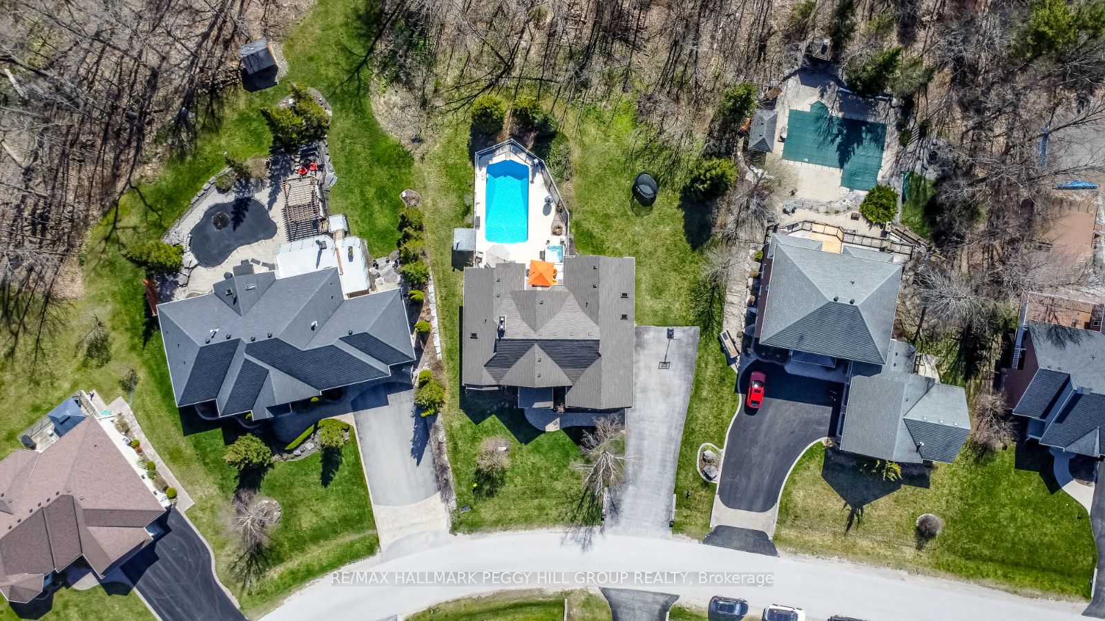 16 Bridle Trail