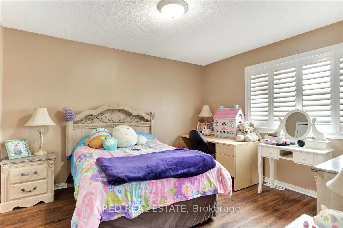 14 Willow Dr