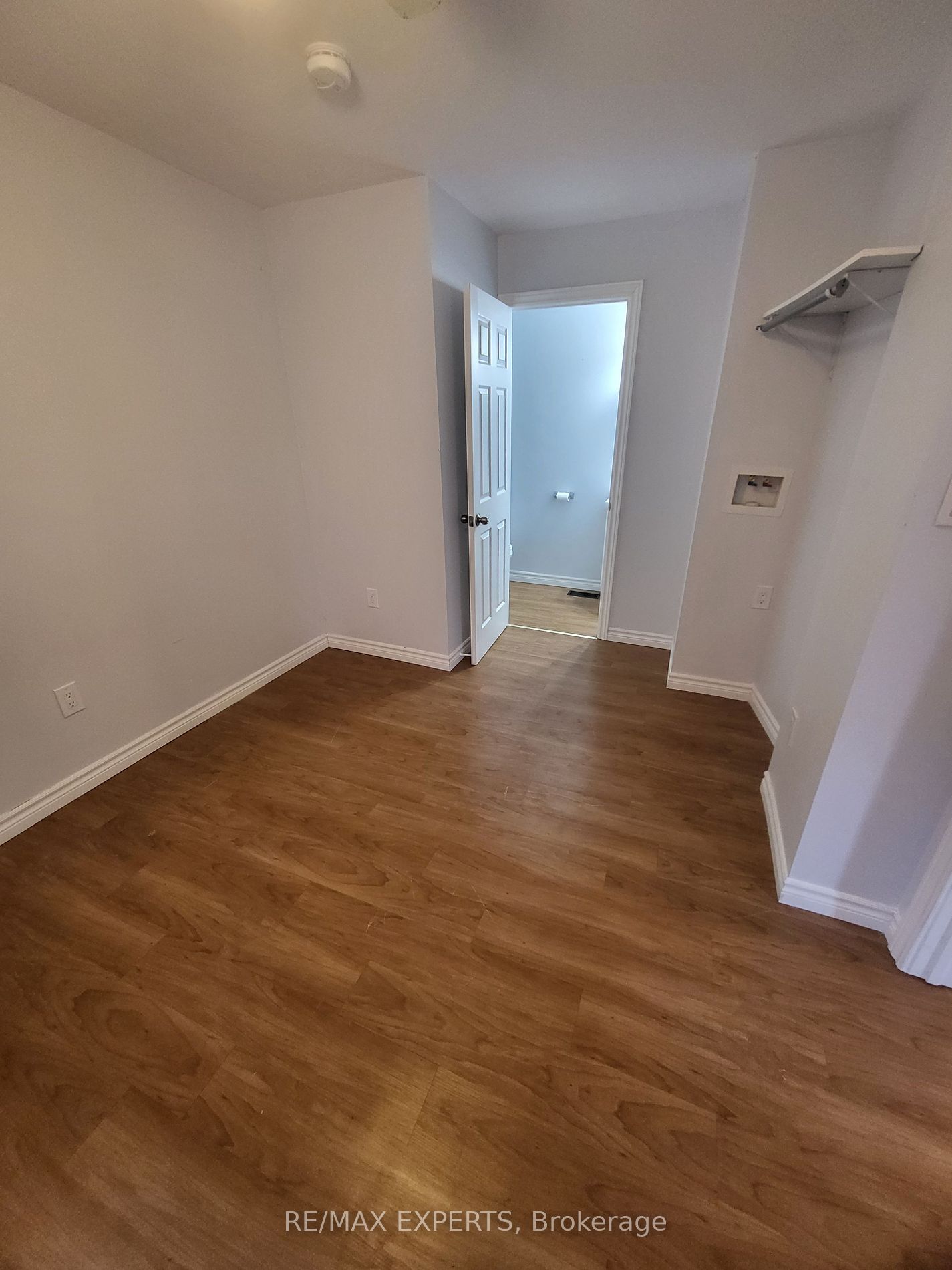 62 West Street S