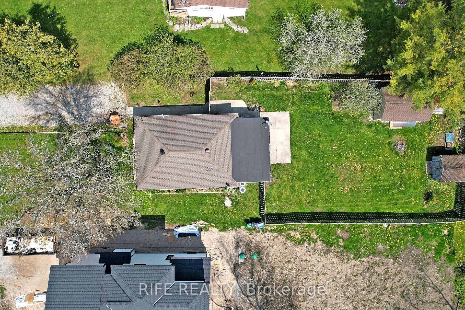 3965 Hilltop Road