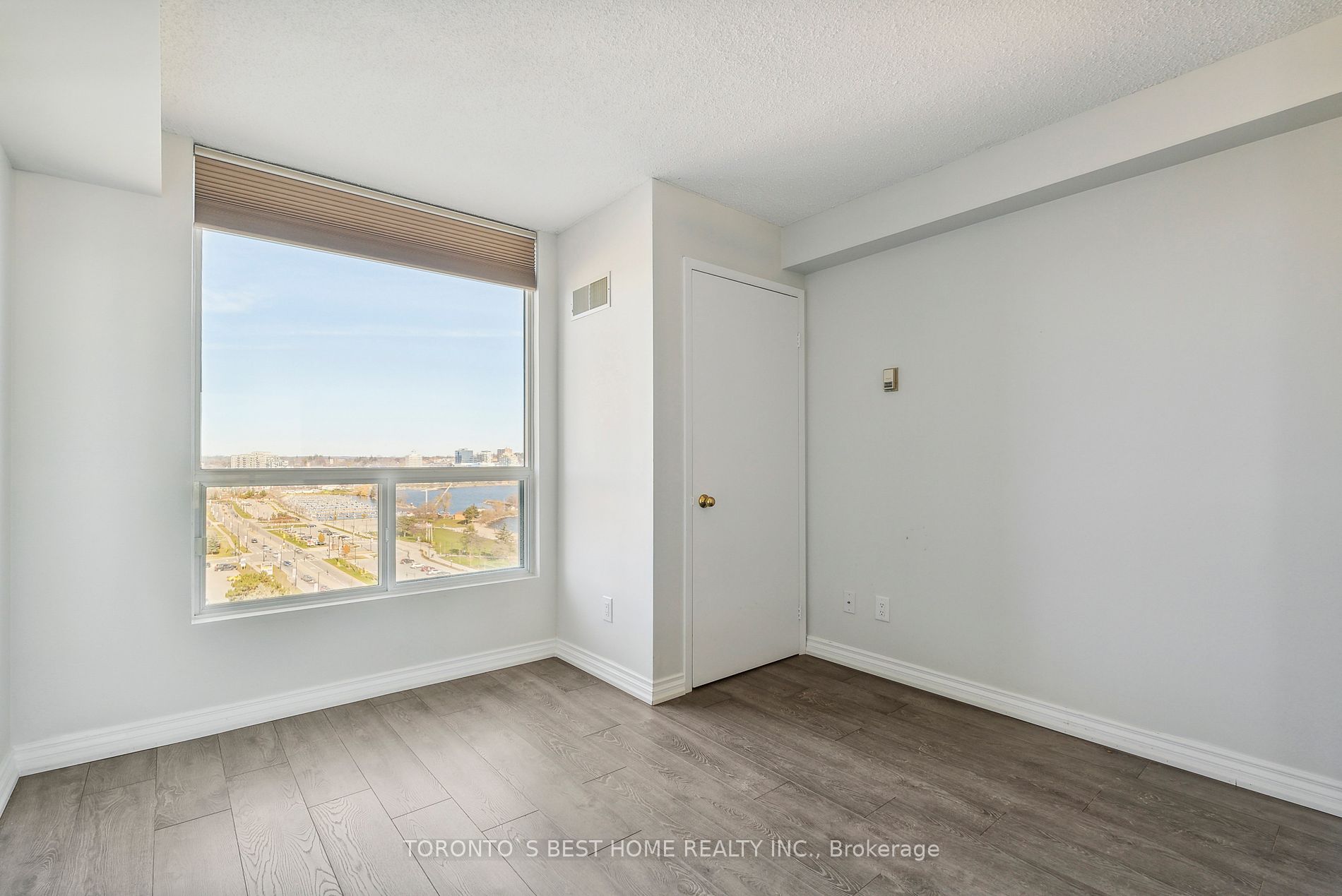 75 Ellen St, #1509