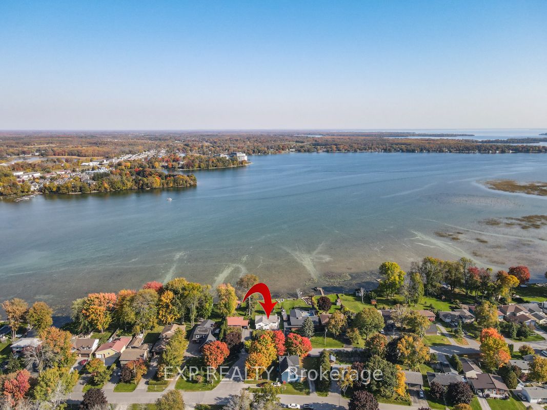 363 Macisaac Dr