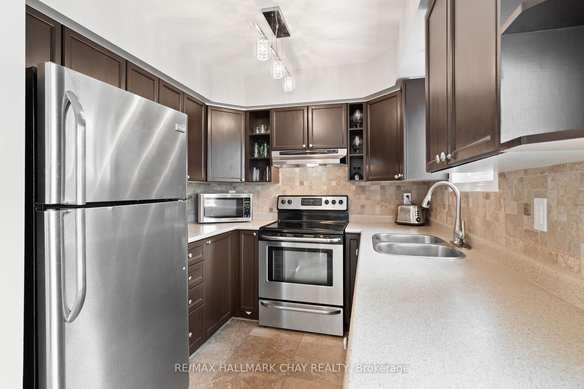 142 Sproule Dr