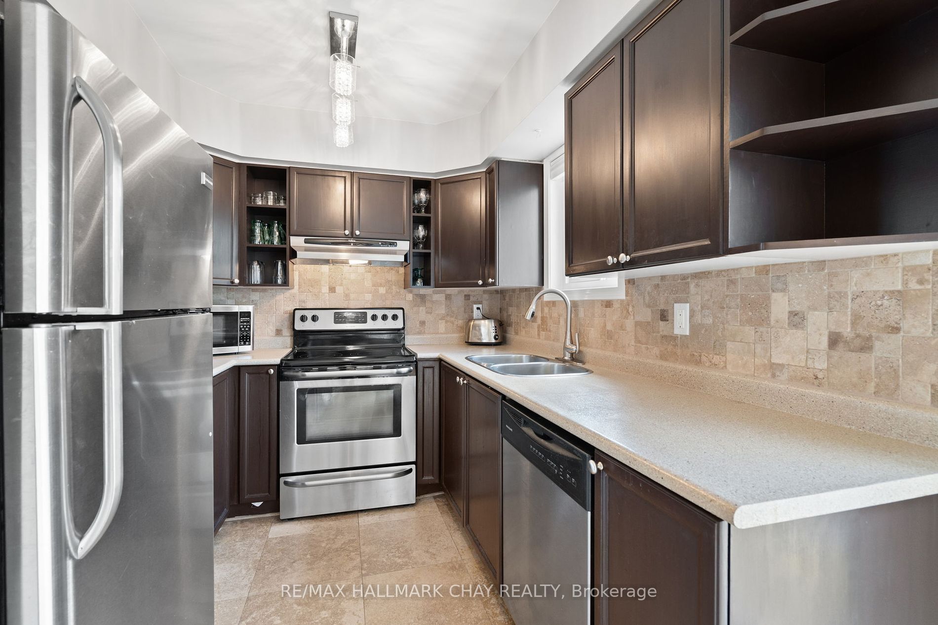 142 Sproule Dr