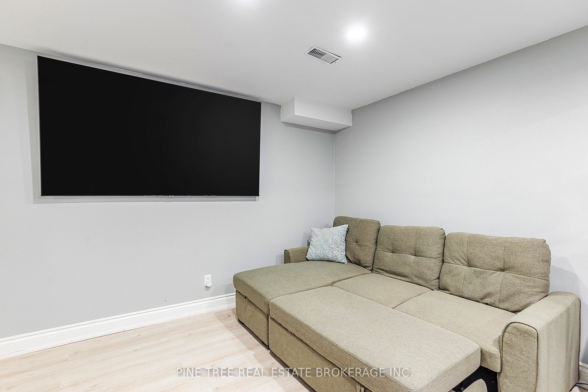31 Madelaine Drive #6