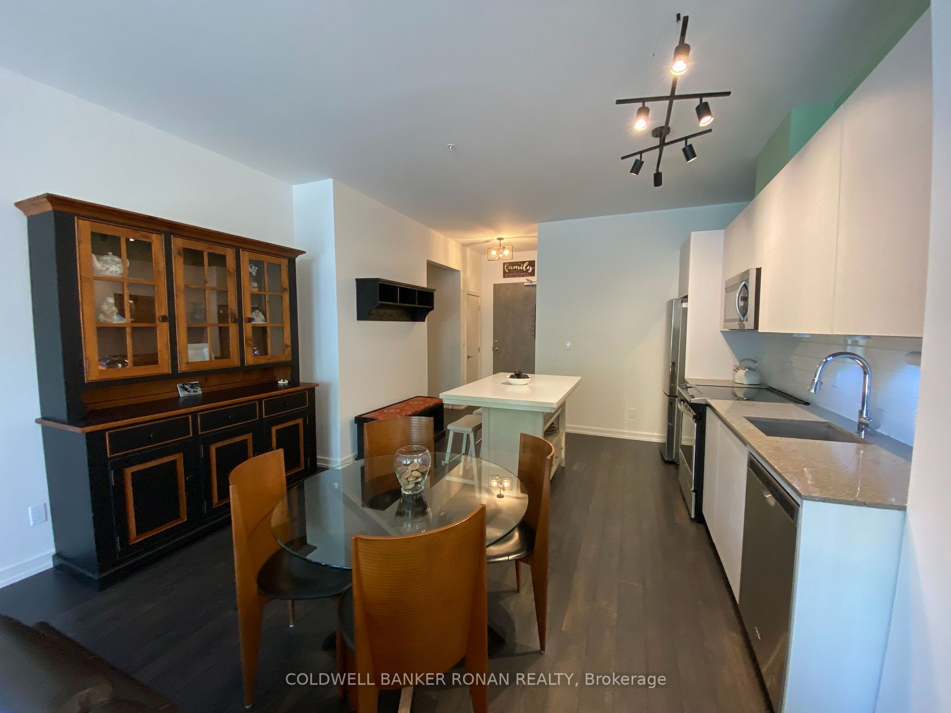 21 Matchedash St S, #208