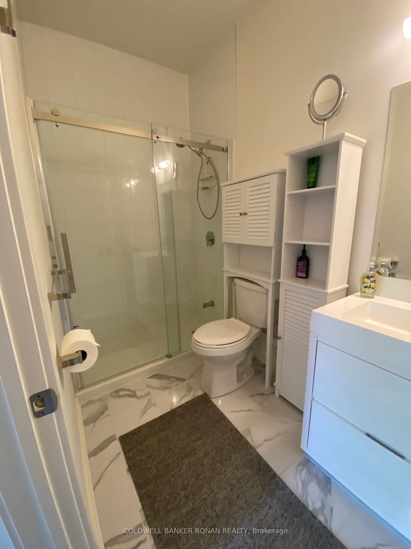 21 Matchedash St S, #208
