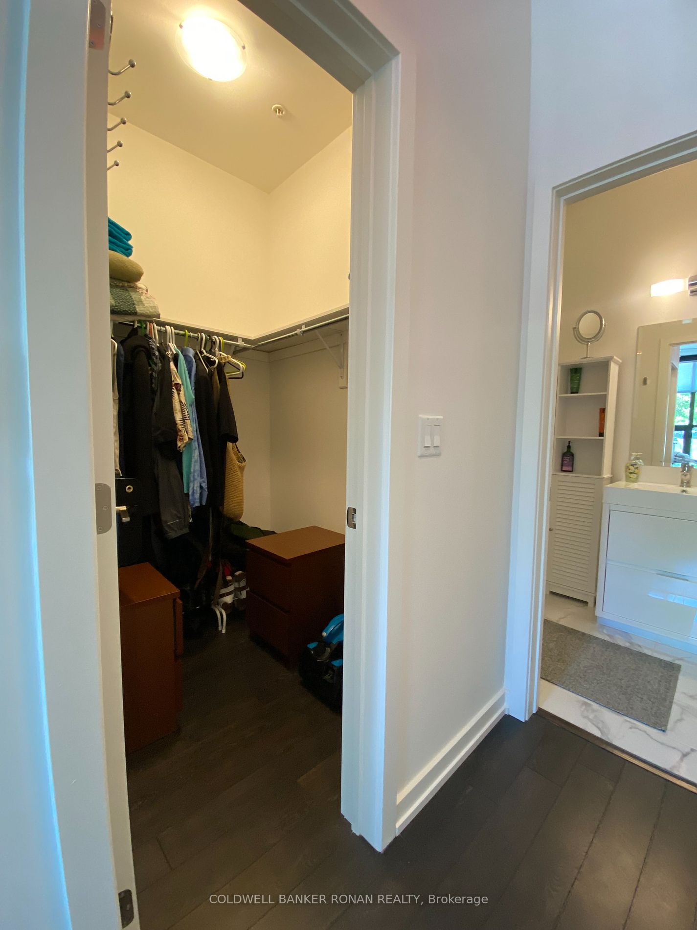 21 Matchedash St S, #208