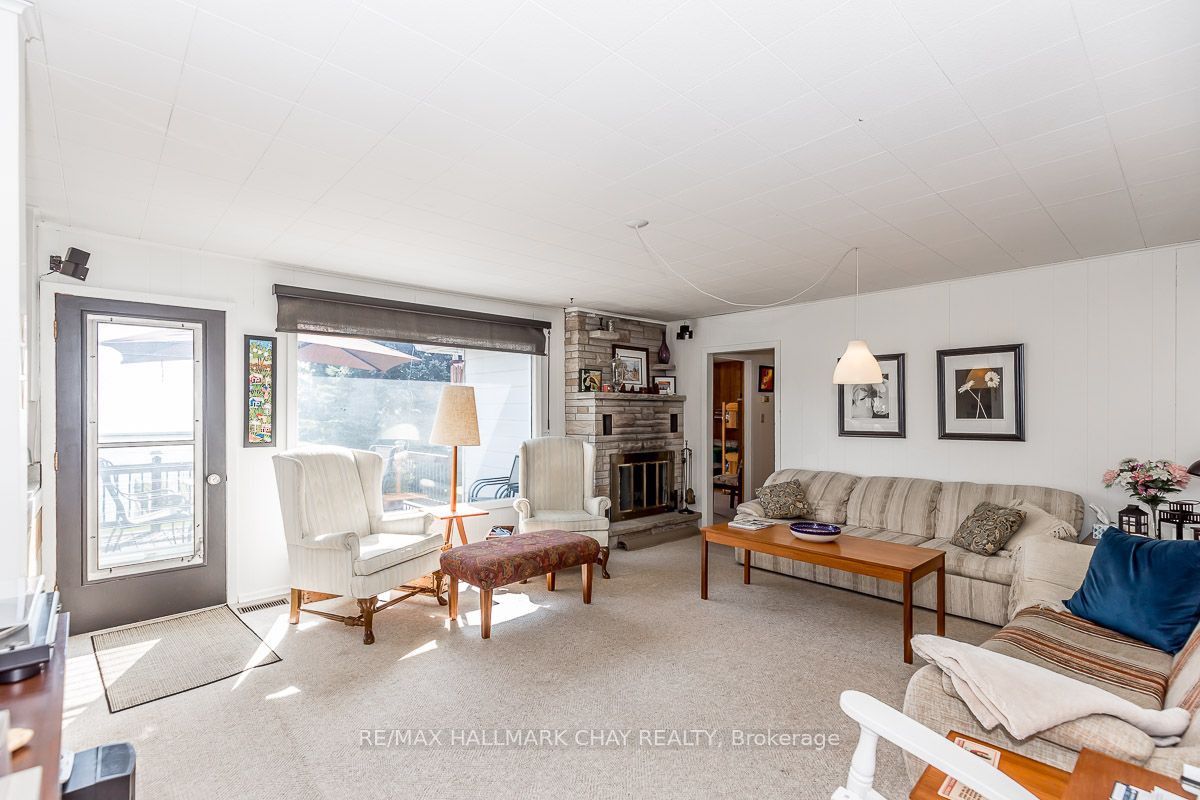 1125 Woodland Drive