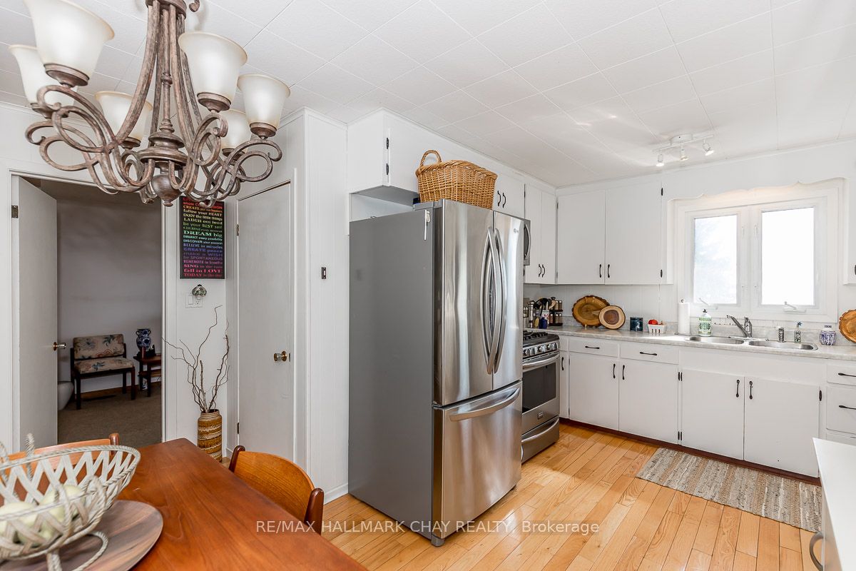 1125 Woodland Drive