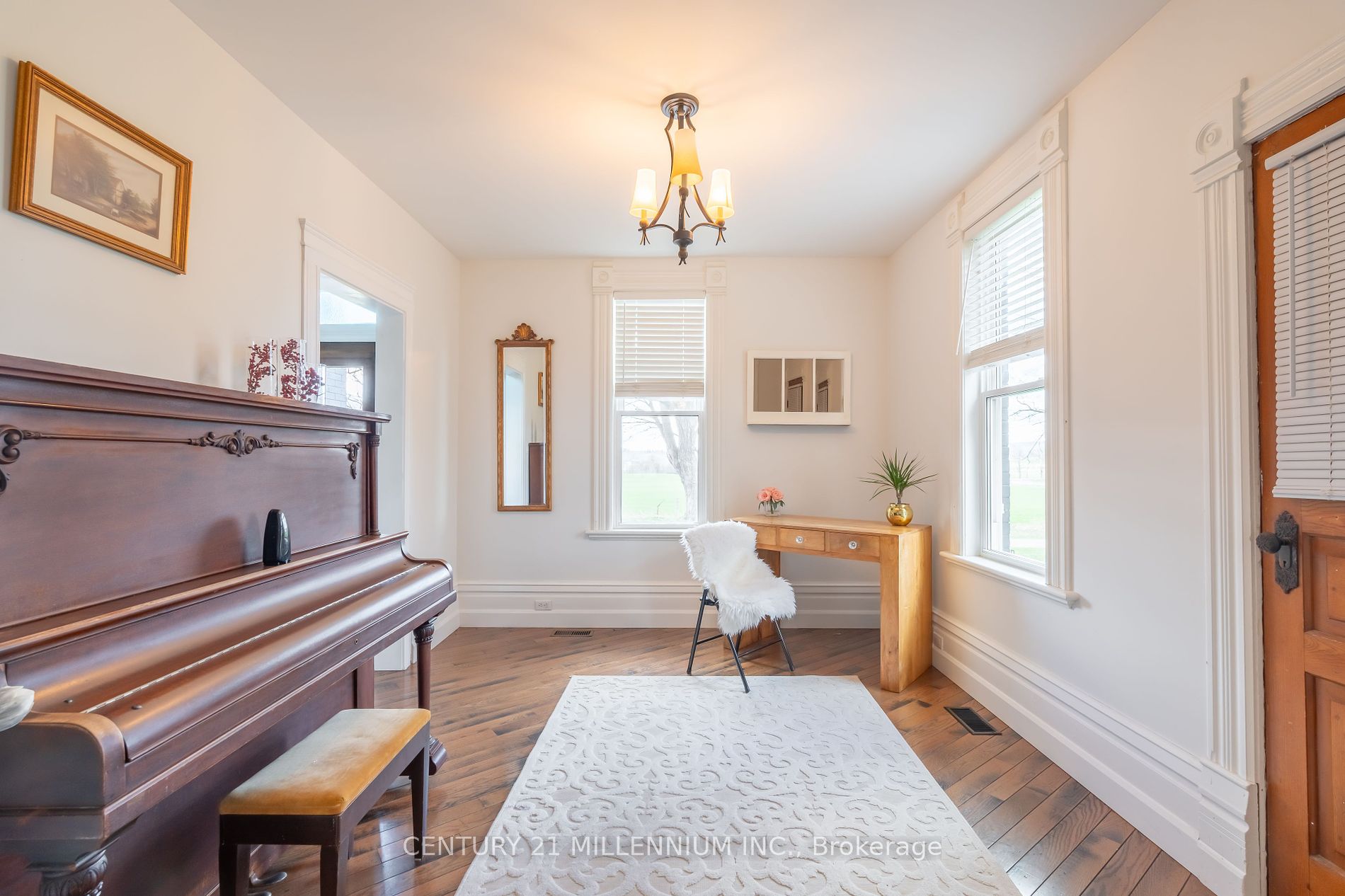 2605 County Road 42 Rd