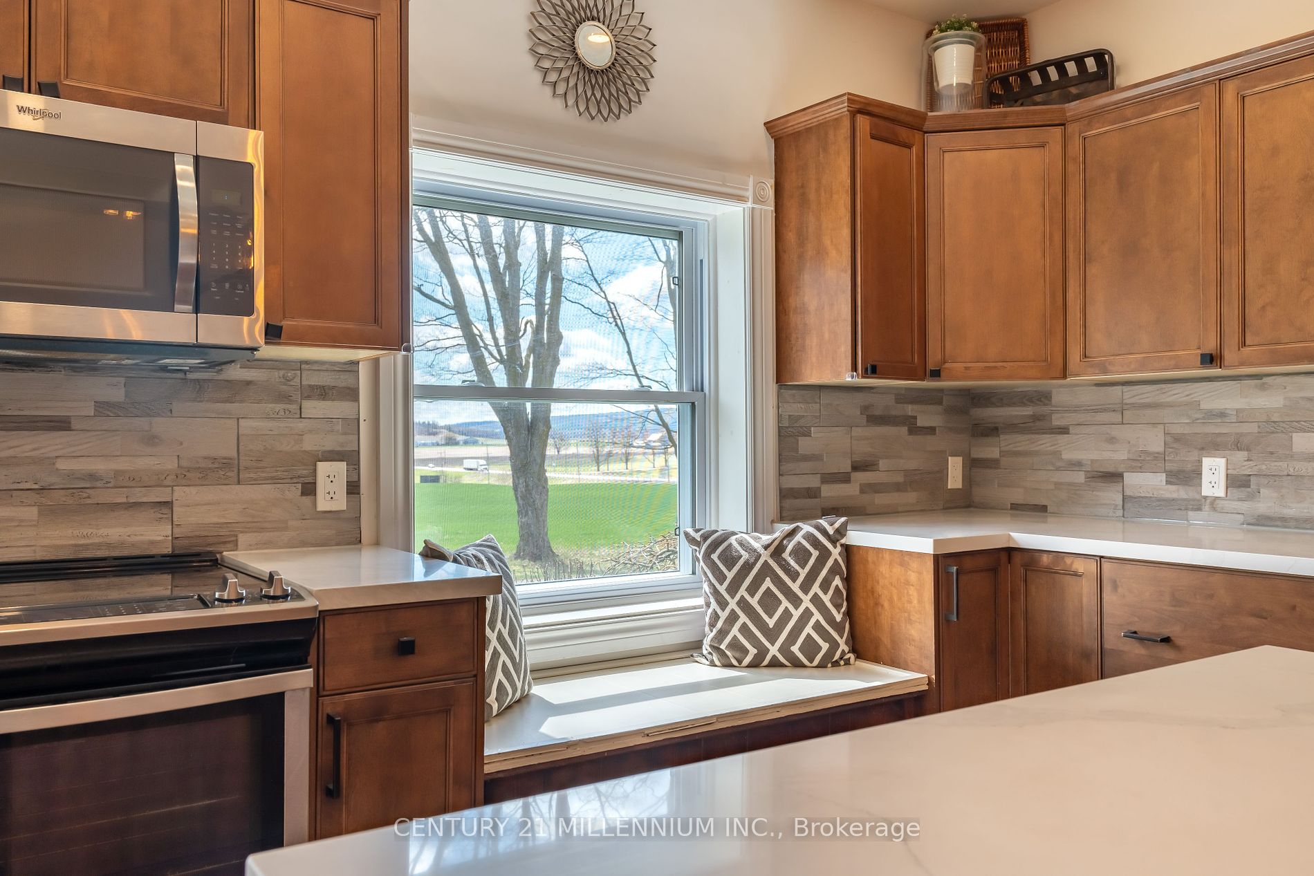2605 County Road 42 Rd