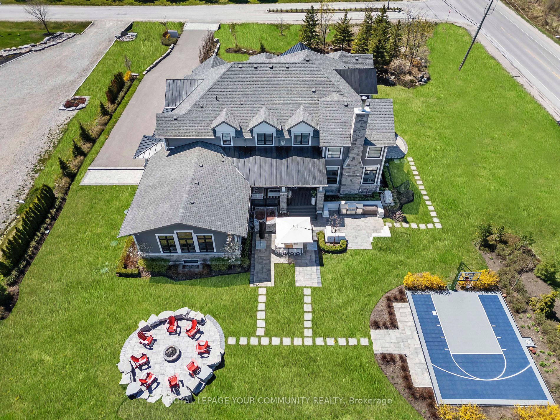 16 Windrose Valley Blvd