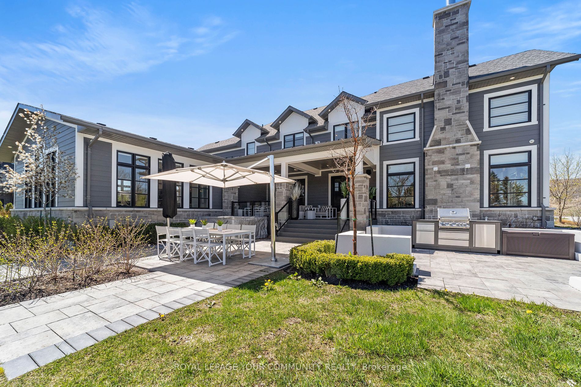 16 Windrose Valley Blvd