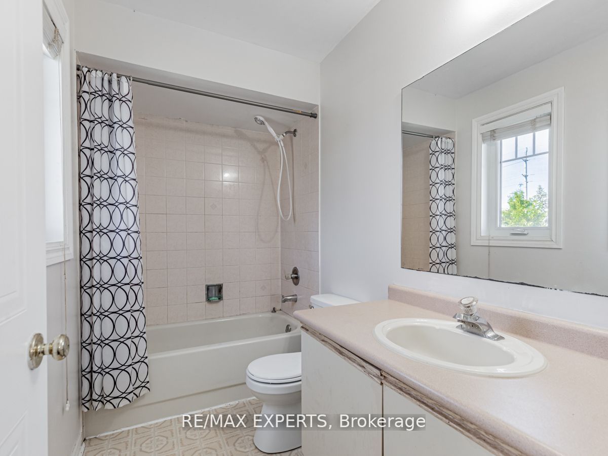 135 Livingstone St W, #Upper