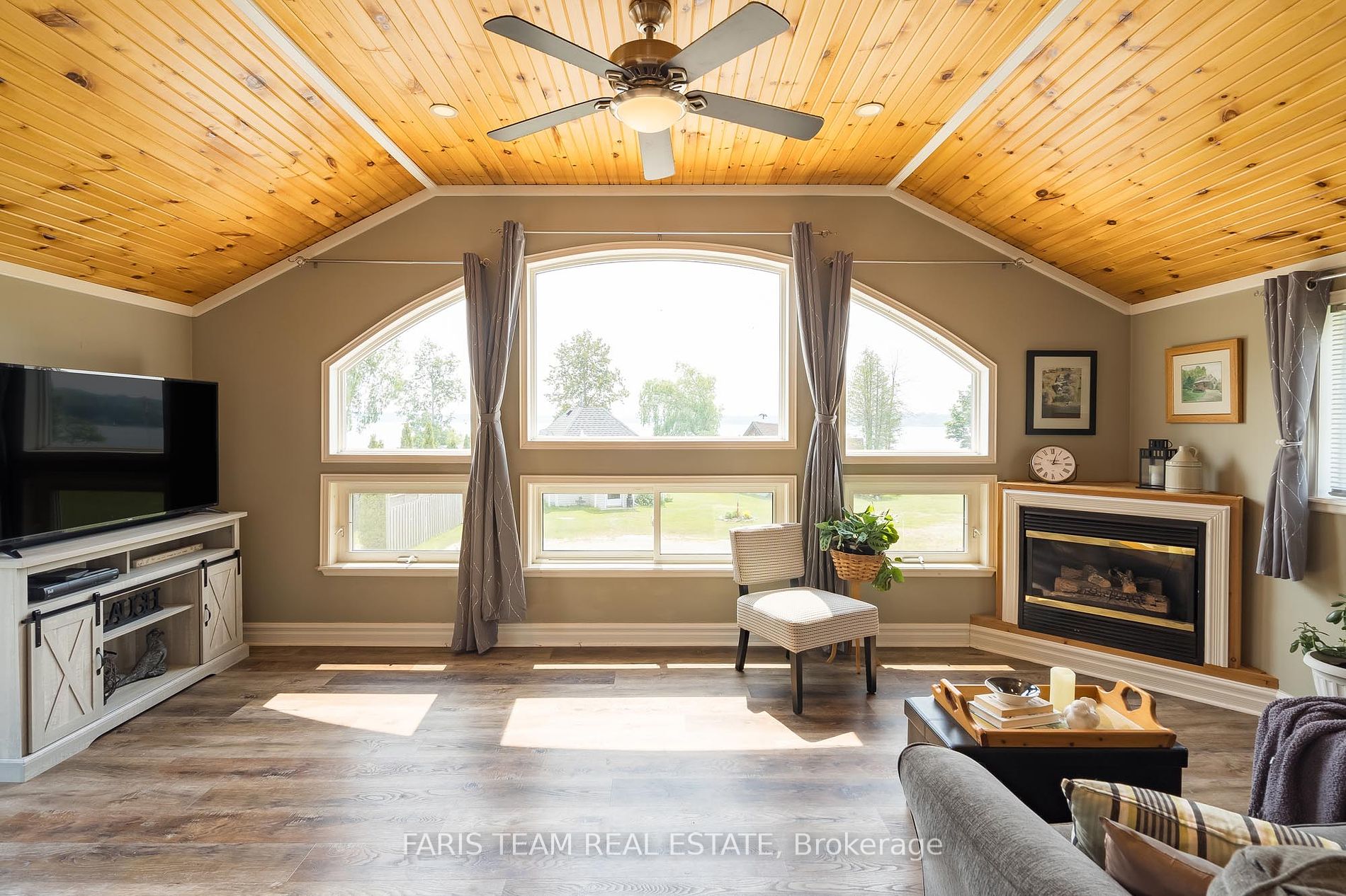 5632 Penetanguishene Road