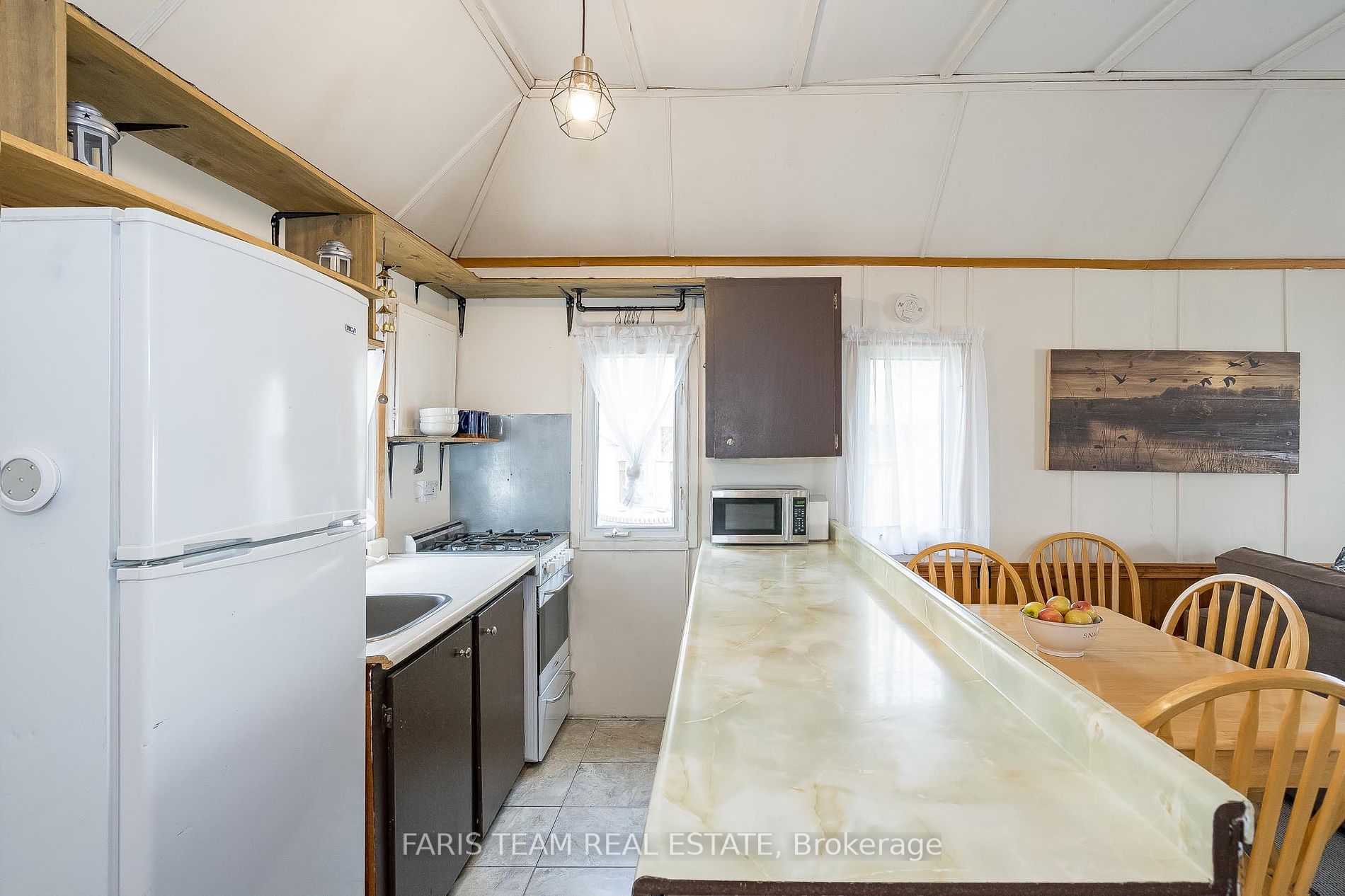 5632 Penetanguishene Road