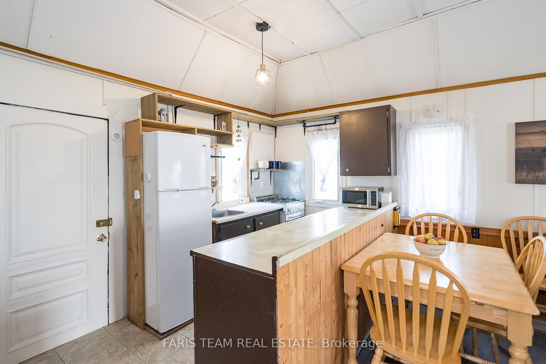 5632 Penetanguishene Road