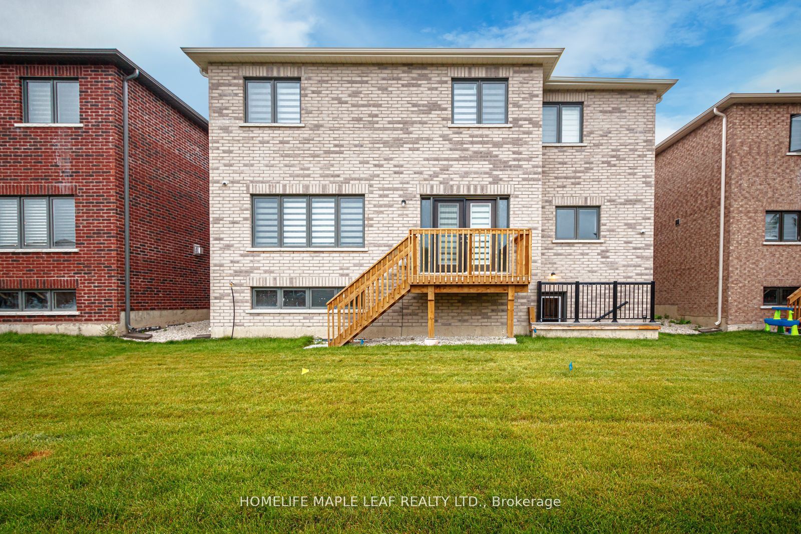 216 Warden Street