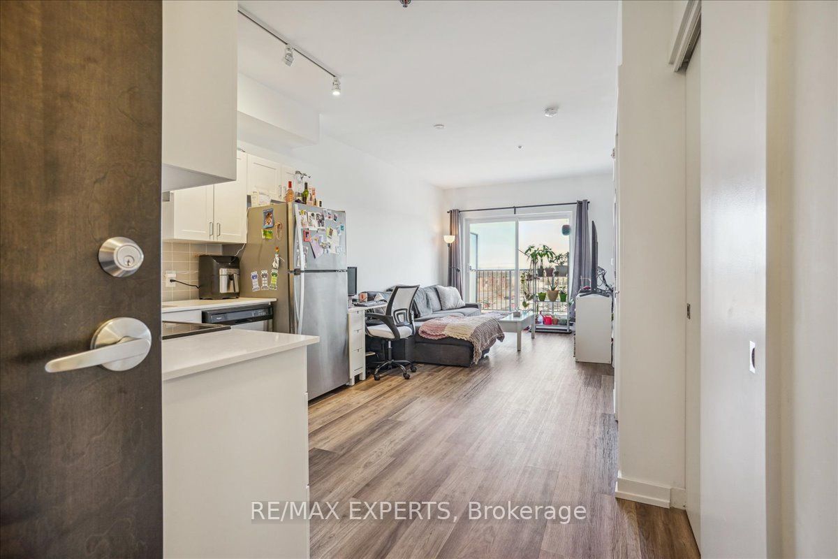 430 Essa Road, #419